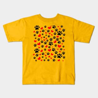 Random Dog Paw Prints And Red Hearts Kids T-Shirt